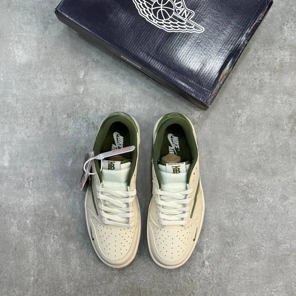 Nike Air Jordan Travis Scott x Burberry