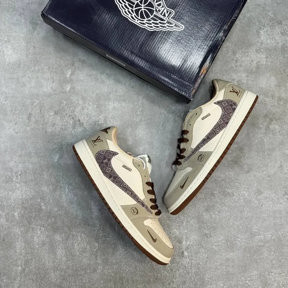 Nike Air Jordan Travis Scott LV