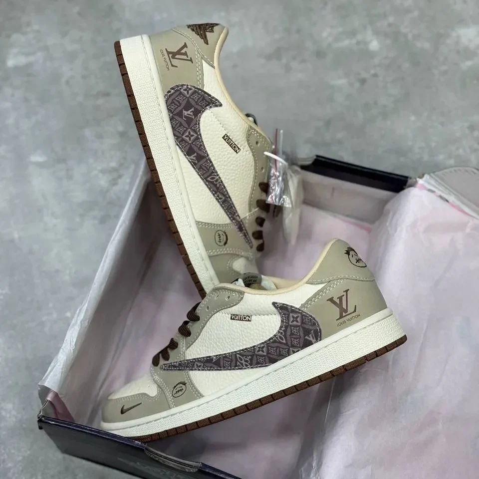 Nike Air Jordan Travis Scott LV