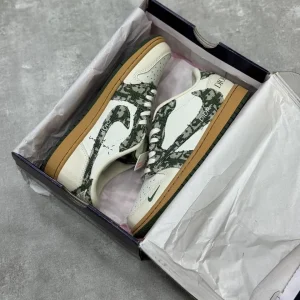 Nike Air Jordan Travis Scott Dior