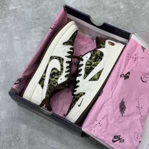 Nike Air Jordan Travis Scott BAPE