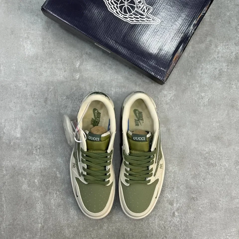 Nike Air Jordan Travis Scott NY