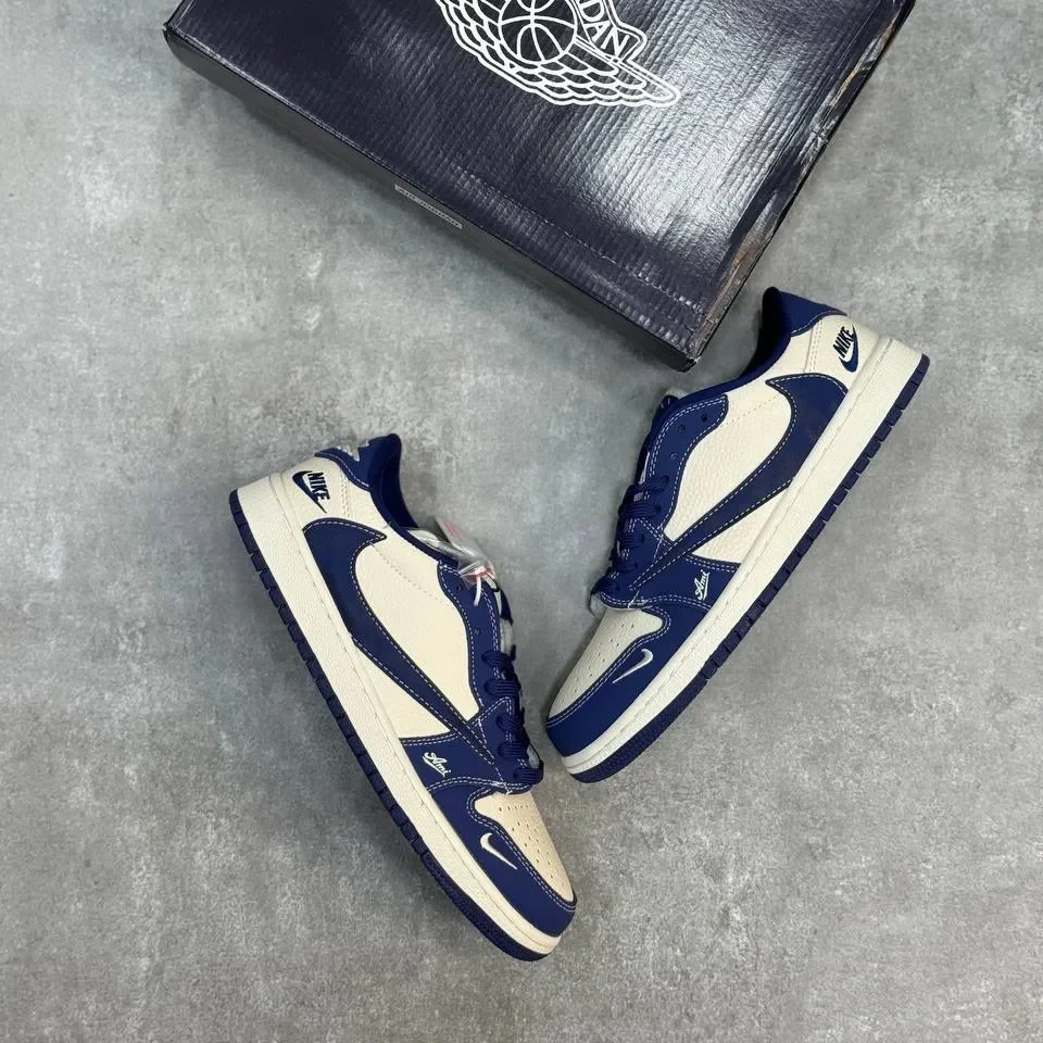 Nike Air Jordan Travis Scott Ami Paris