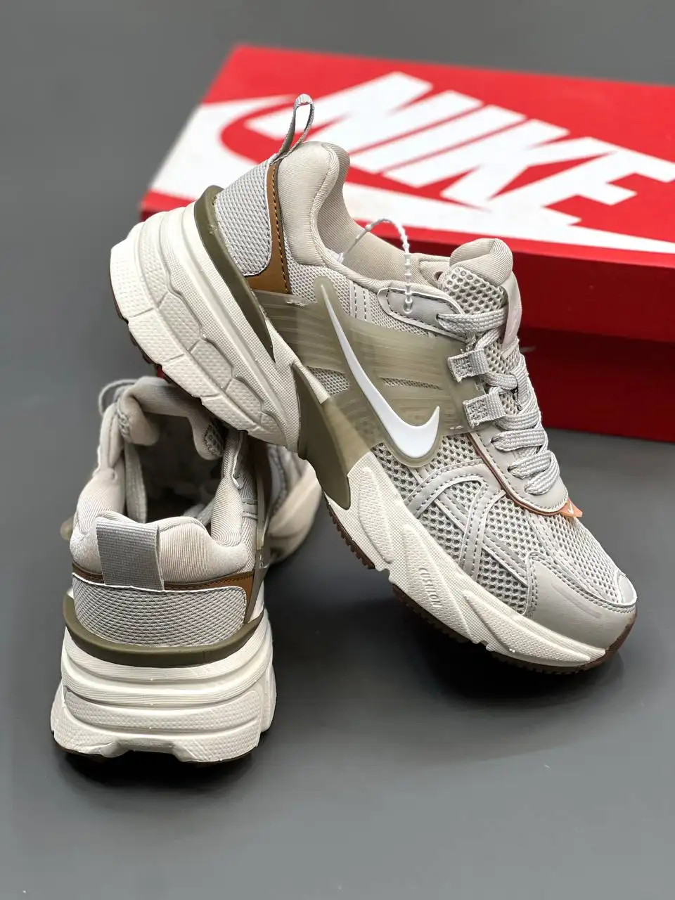 کفش نایک وی تو کی رانینگ (Nike V2K Running – Master Quality) وارداتی