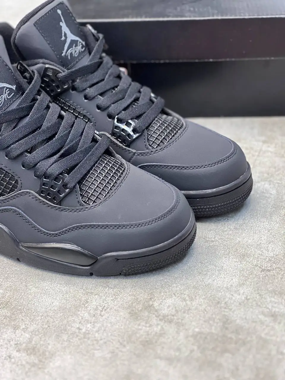 Jordan 4