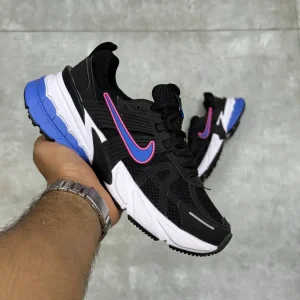 کفش نایک V2K