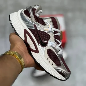 نایک V5K زرشکی