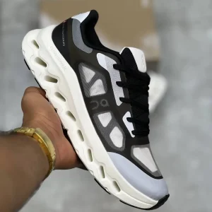 QC White-Black